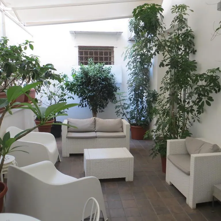 B&B Museo Salinas Palermo 2*,  Italy